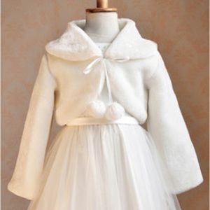 Girls faux fur wrap-new! Never worn!